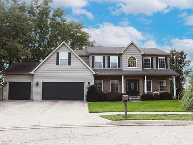 House for sale in Pekin, Illinois