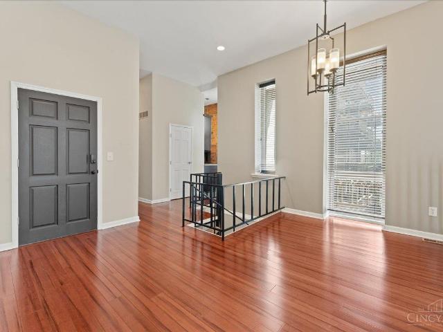 Condo for sale in Roselawn, Ohio