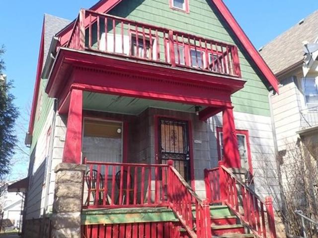 House for sale in Milwaukee, Wisconsin
