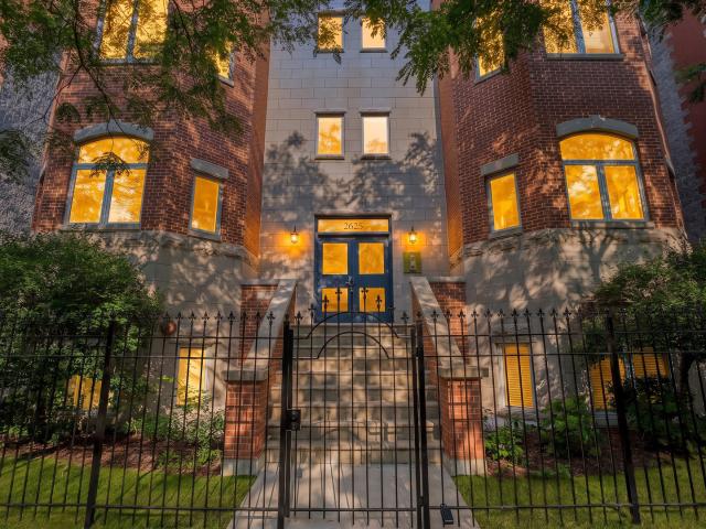 Condo for sale in Chicago Park, Illinois