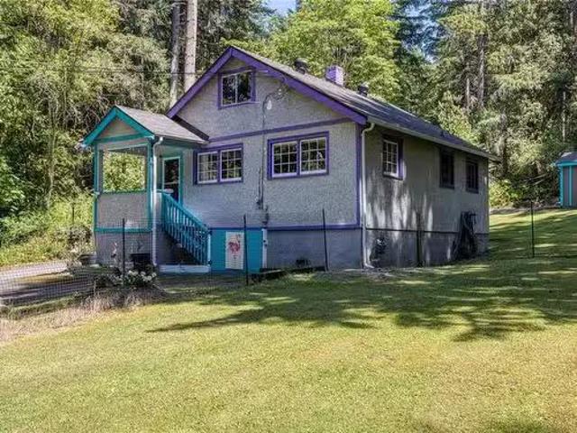 House for sale in Nanoose Bay