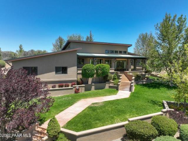House for sale in Skull Valley, Arizona