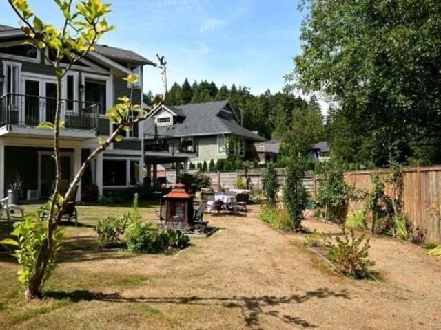 House for sale in Mill Bay, British Columbia