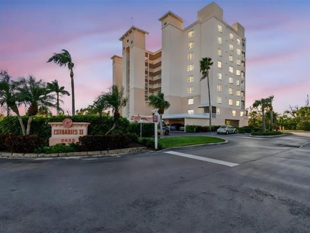 Condo for sale in Palmetto, Florida