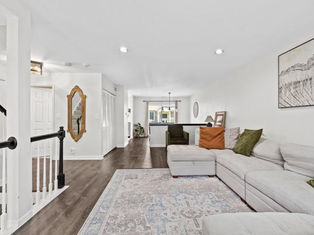 Condo for sale in Darien, Illinois