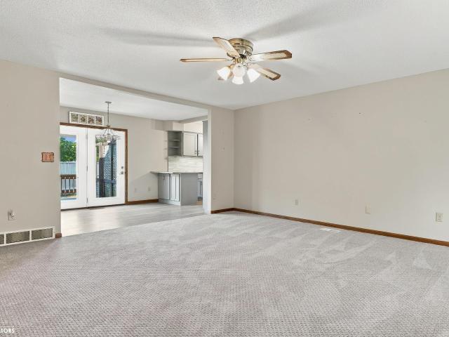 House for sale in Evergreen, Burlington