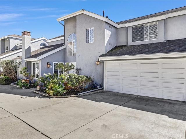Condo for sale in Costa Mesa, California