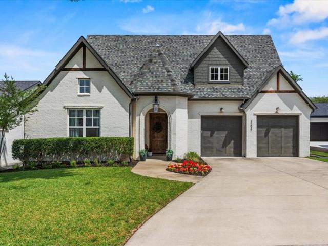 House for sale in Farmers Branch, Texas