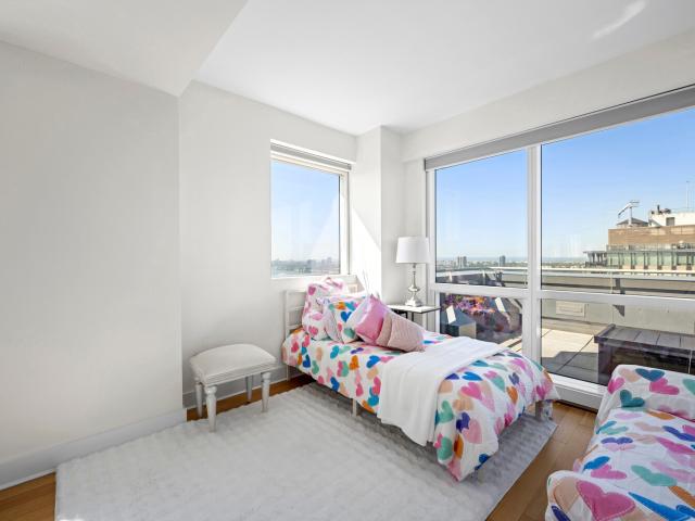 Condo for sale in Arverne, New York