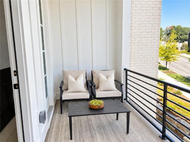 Townhouse for sale in Brookhaven, DeKalb County