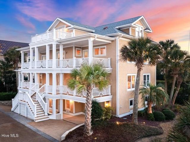 House for sale in Wrightsville Beach, North Carolina