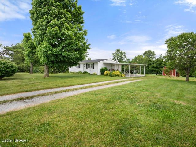 House for sale in New Castle, Kentucky