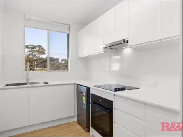 Apartment for rent in Lower North Shore, Sydney
