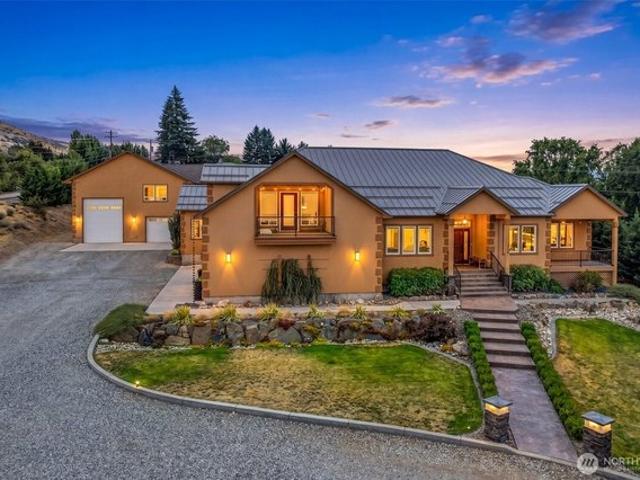 House for sale in East Wenatchee, Washington