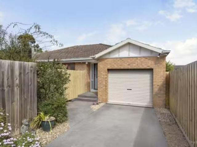 Apartment for rent in Camerons Creek, Victoria