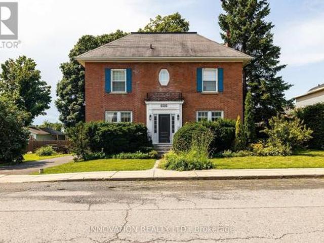 House for sale in Renfrew, Ontario