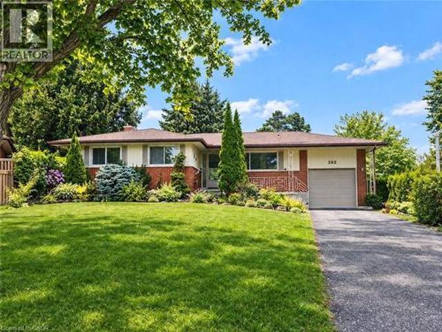 House for sale in Waterloo, Ontario