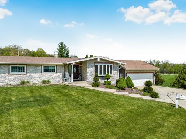 House for sale in Fontana, Wisconsin