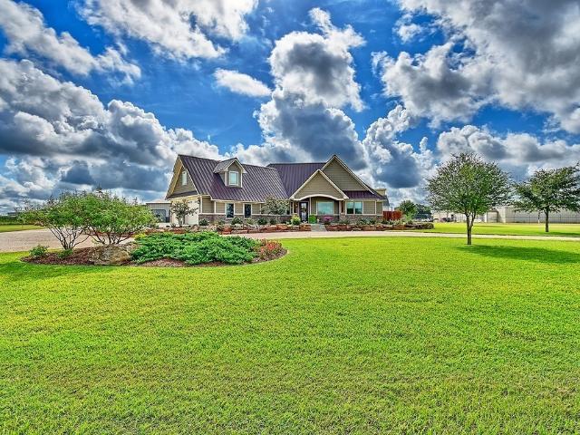 Farm for sale in Hallettsville, Texas