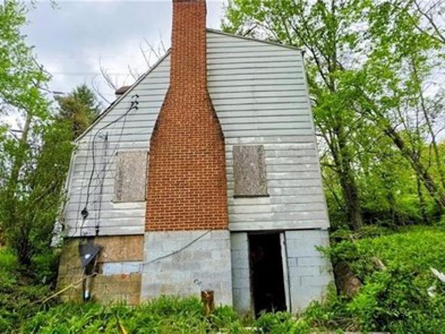 House for sale in Carnegie, Pennsylvania