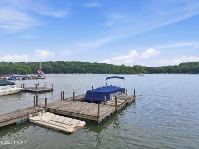 House for sale in Greentown, Pennsylvania