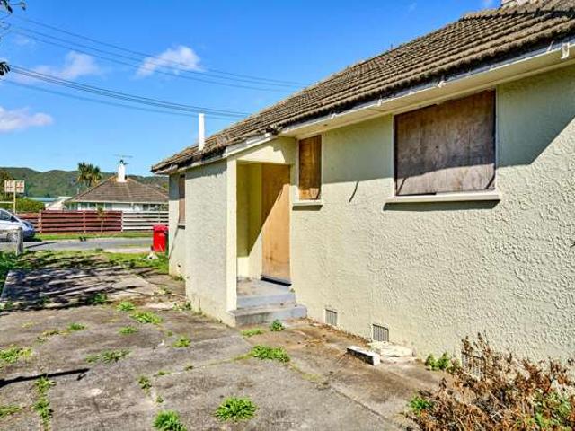 House for sale in Days Bay, Wellington