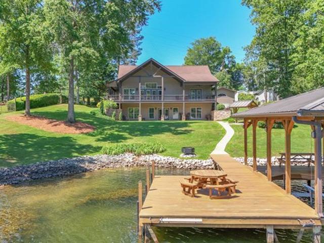 House for sale in Sparta, Georgia