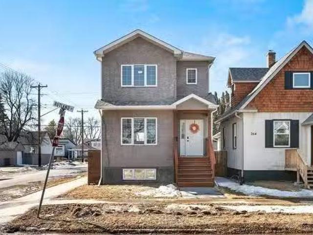 House for sale in East St. Paul, Manitoba