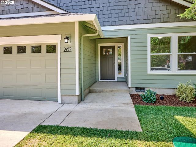House for sale in Mill City, Linn County