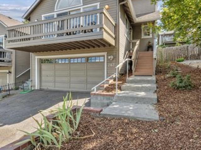 House for sale in Oregonia