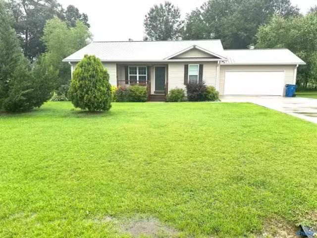 House for rent in Albertville