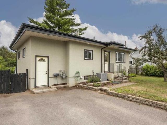 House for sale in Thunder Bay, Ontario