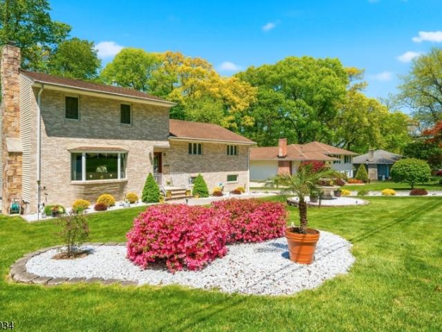 House for sale in Berkeley Heights, New Jersey