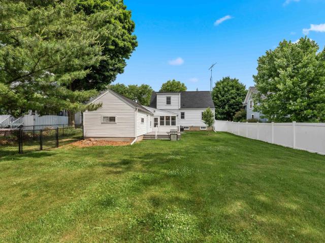 House for sale in Juneau, Wisconsin