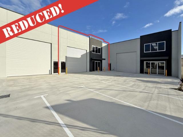 Warehouse for rent in Port Kennedy, Western Australia