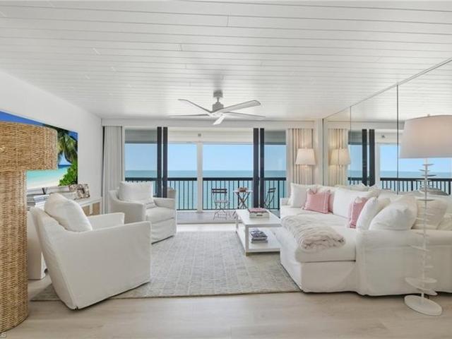 Condo for sale in Bonita Springs, Florida