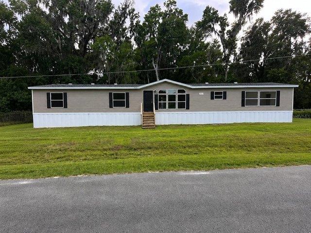 House for sale in Lake Panasoffkee, Florida