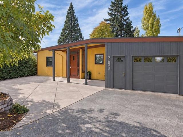 House for sale in Eugene, Lane County