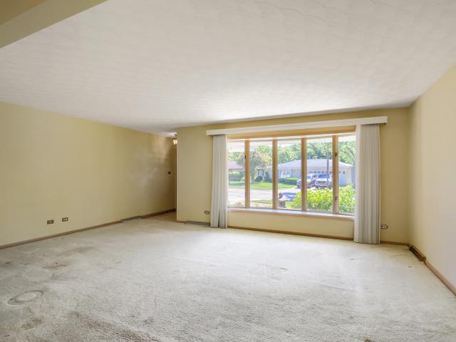 House for sale in Westchester, Illinois