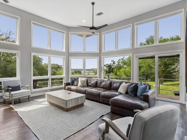 House for sale in Spicewood, Texas