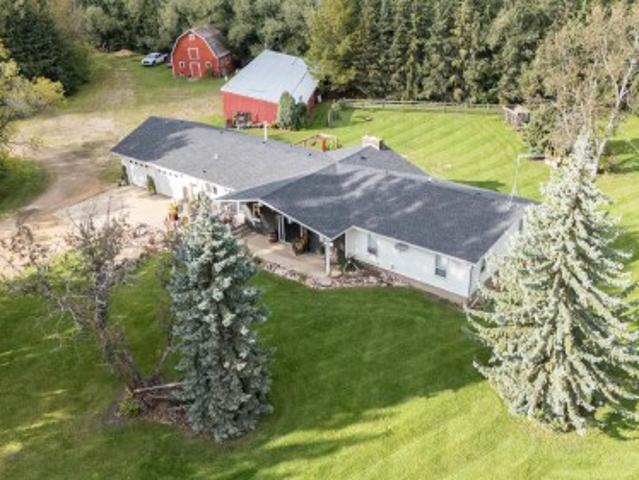 House for sale in Alberta