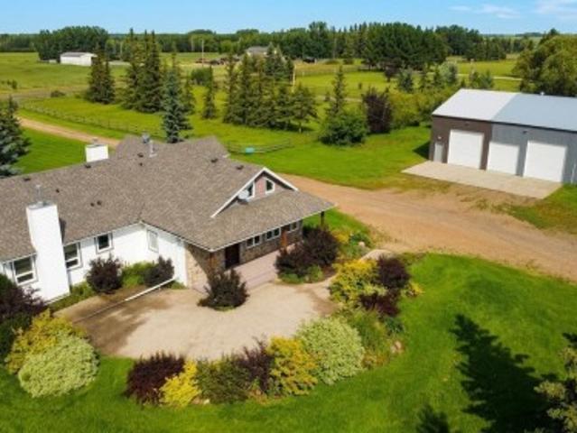 House for sale in Alberta