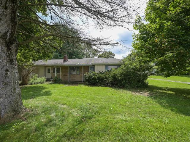 House for sale in Chippewa Township, Beaver County