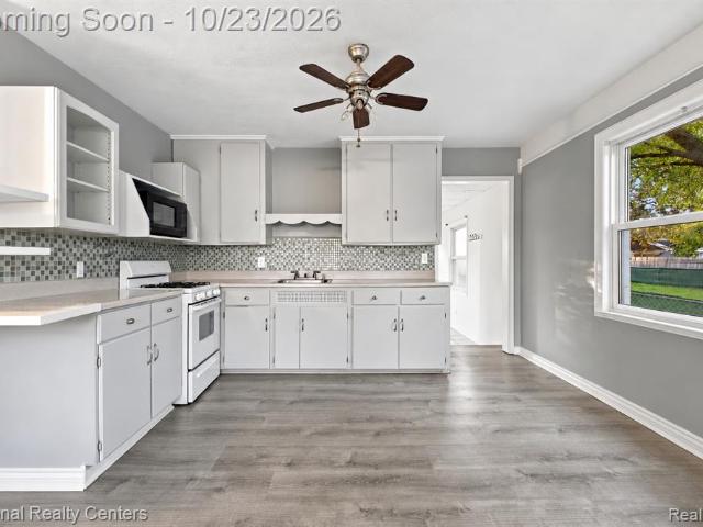 House for sale in Madison Heights, Oakland County