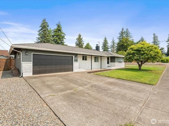 House for sale in Enumclaw, Washington