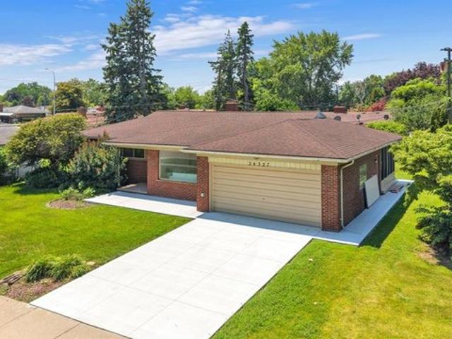 House for sale in Dearborn Heights, Michigan