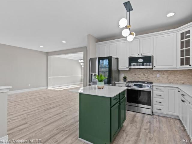 Condo for sale in Novi, Michigan