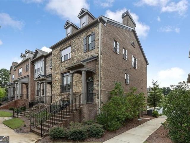 Townhouse for sale in Alpharetta, Georgia