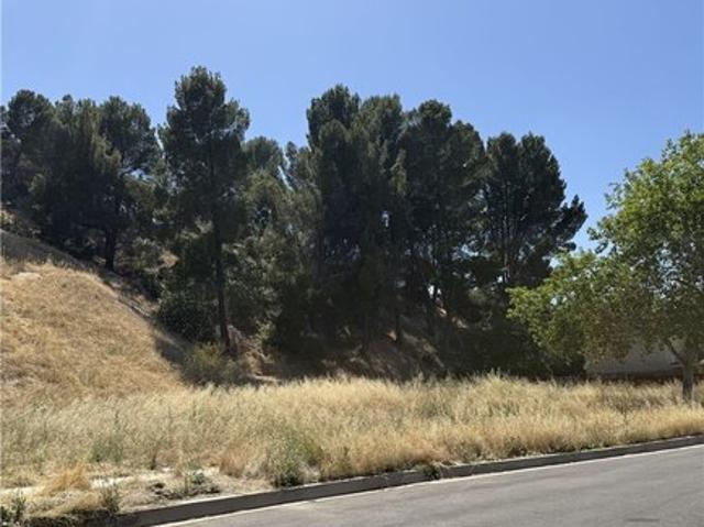 Land for sale in Canyon Country, California