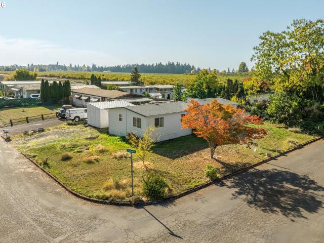 House for sale in Canby, Clackamas County